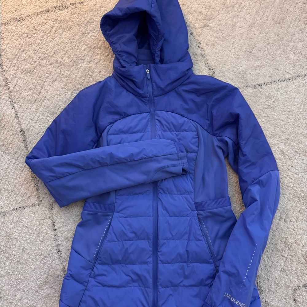 lululemon athletica Women's Vibrant Periwinkle Blue Puffer Jacket